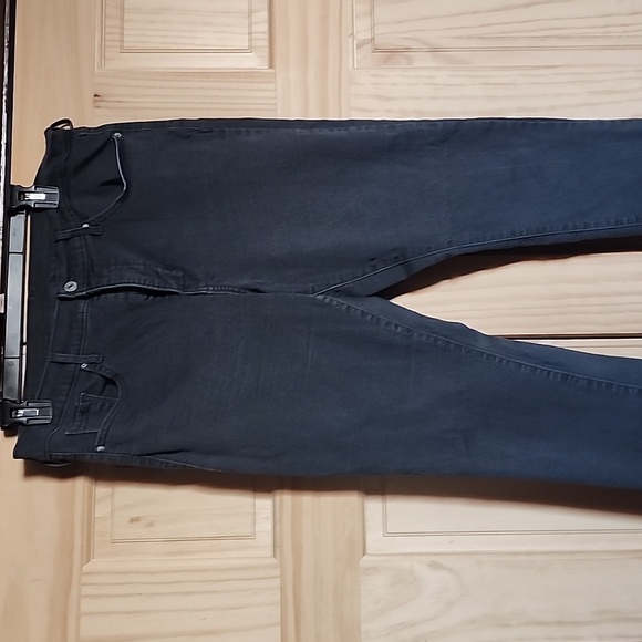 Jeans - Picture 1 of 6